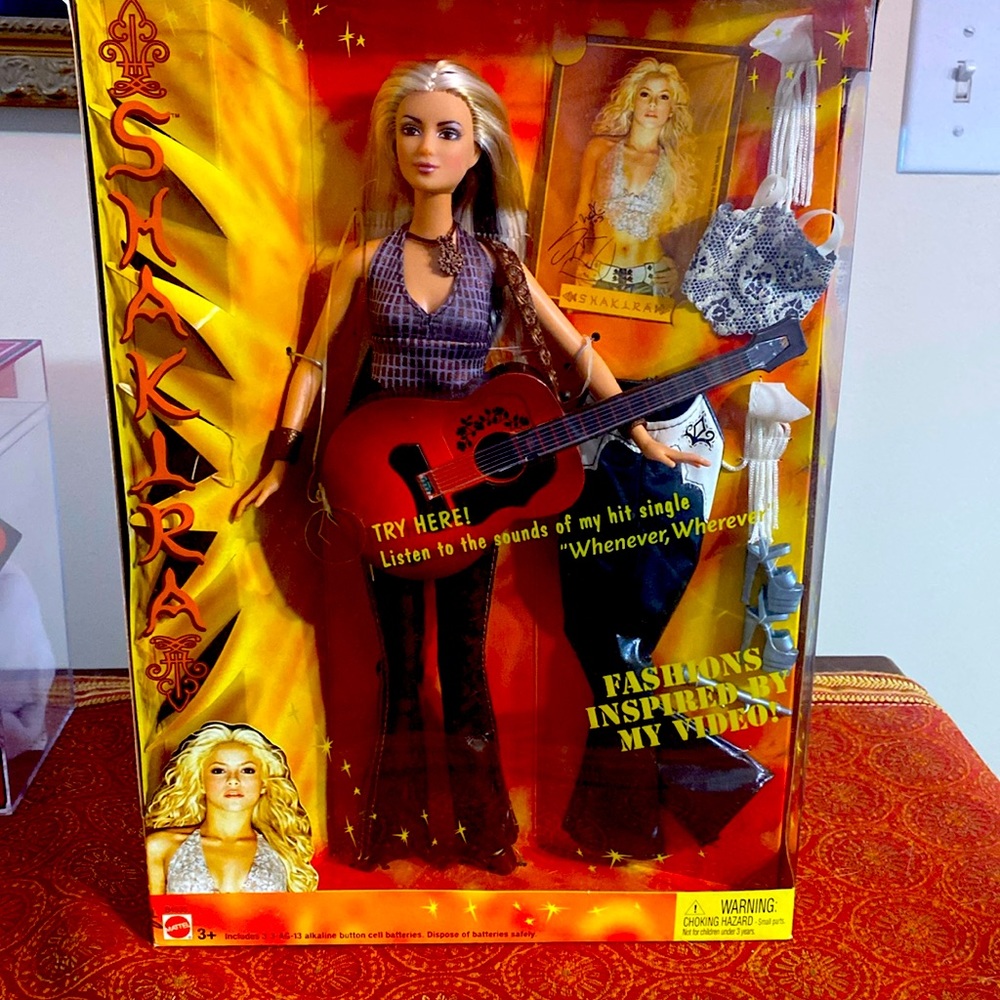 SHAKIRA Whenever, Wherever” singing doll NRFB